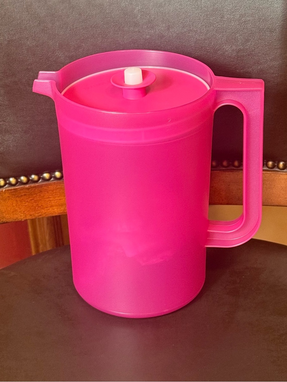 Tupperware Pitcher 2 quart Pink